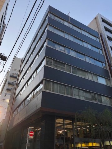 松慶ビルの外観