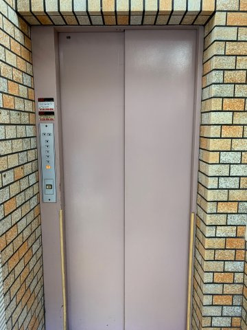 サンゴビルの設備