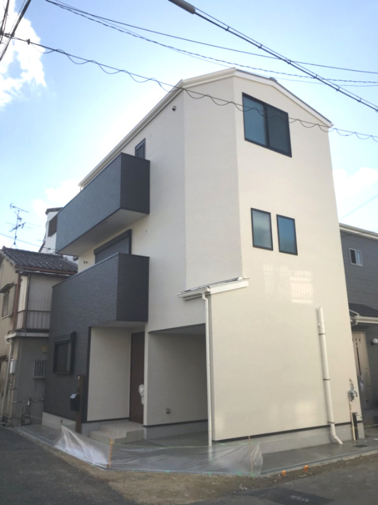 グラッド・タウン昭栄町の外観|■堂々完成！！
■シックな外観に仕上げました