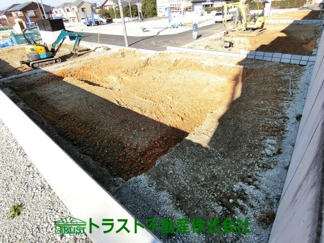 神戸市第16西区竜が岡-2号地　新築戸建の前面道路含む現地写真