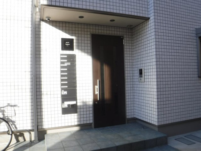 【エントランス】 | Ａｐｐｉｃｅ【アピス】