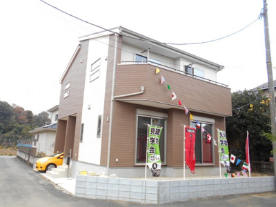 【外観】 | 新築　蓮田市　高虫　全1棟　1号棟　現場見学会 | 外観です。大幅価格変更です。1690万円になりました。年末年始対応します。お電話下さい。