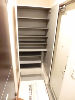 【玄関】 | フローラ