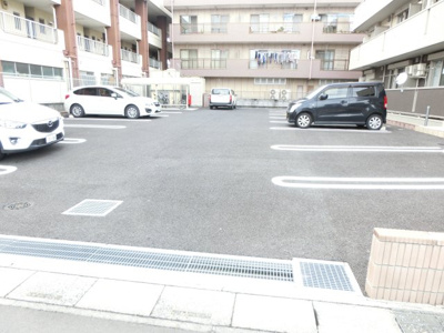 【駐車場】 | フローラ