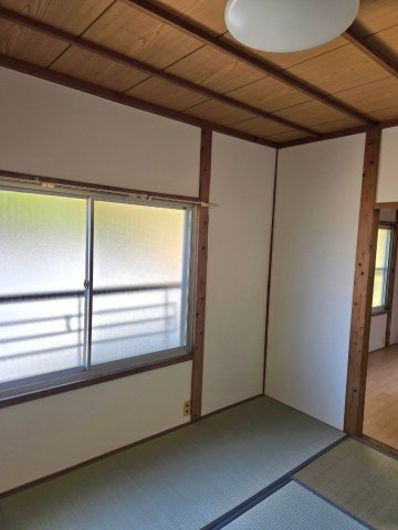 野久保アパート　中万呂の和室|和室があれば客間としても活用できます