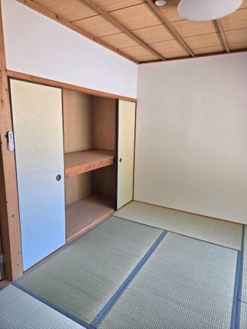 野久保アパート　中万呂の和室|落ち着いた雰囲気の和室付きです