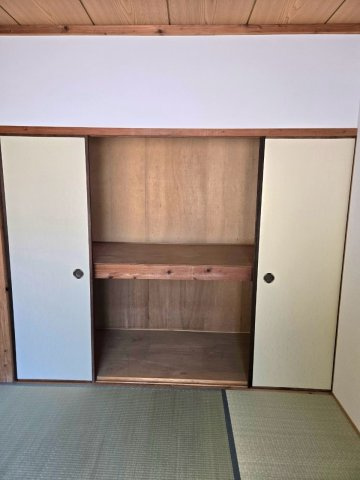 野久保アパート　中万呂の収納|大きなものも収納できそうです