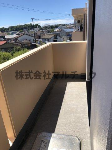 オーキッドエステイト　1号　のバルコニー|開放的で明るい空間を演出してくれるバルコニーです