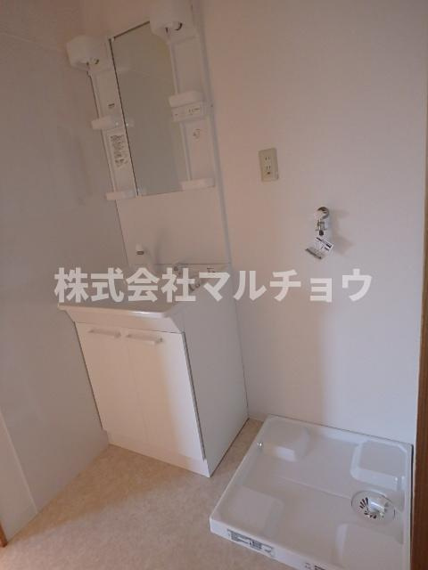 アバンセコーポのトイレ|落ち着いた色調のトイレです