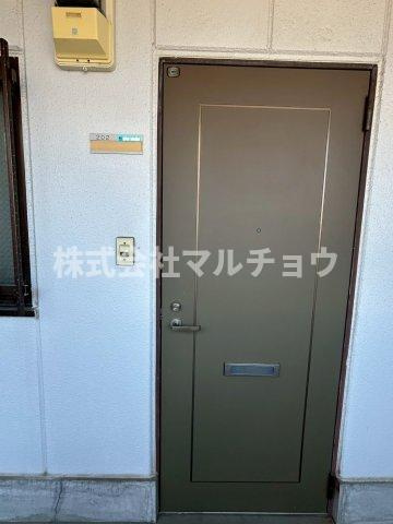 小泉マンションの玄関|きれいな玄関です