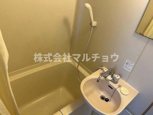 小泉マンションの浴室|落ち着いた空間のお風呂です
