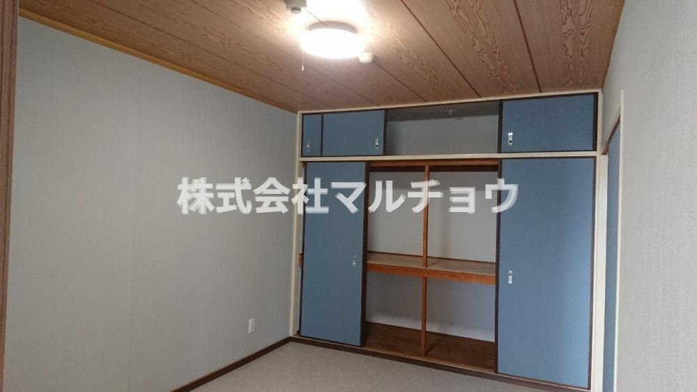 リバーサイド海の洋室|内装は落ち着いています