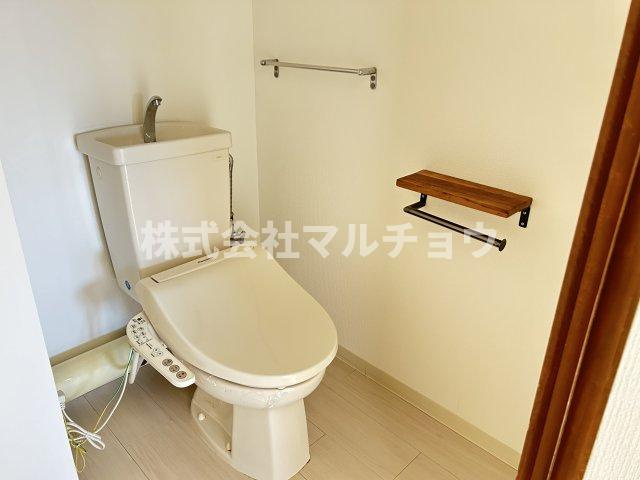 ウィステリア紀伊田辺のトイレ|落ち着いた色調のトイレです
