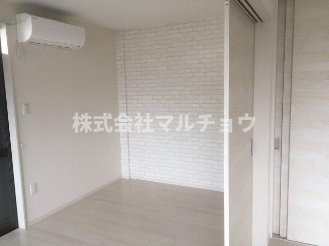 ハイツ善隣の内装|ゆったりした洋室です