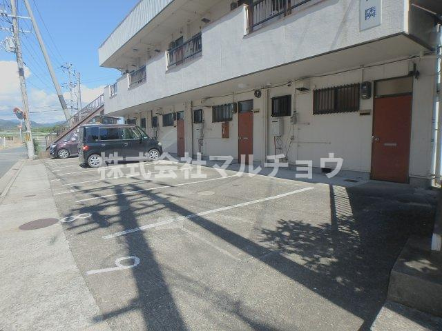 ハイツ善隣の駐車場|駐車場完備です