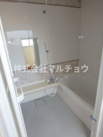 大浦一戸建の浴室