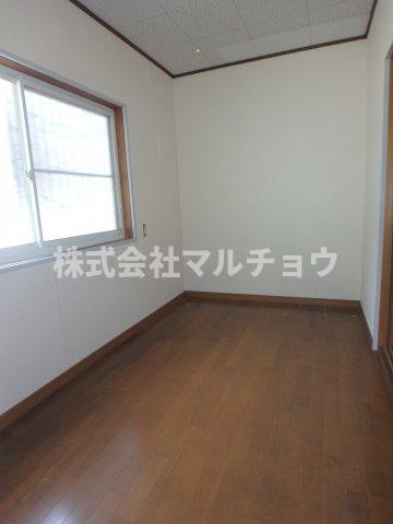 大浦一戸建の洋室