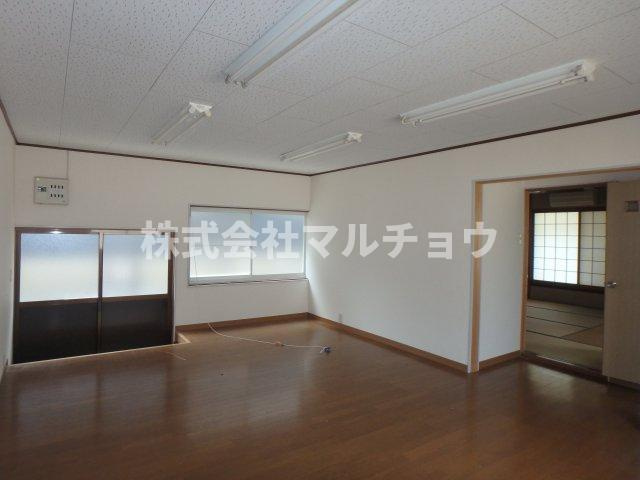 大浦一戸建の洋室