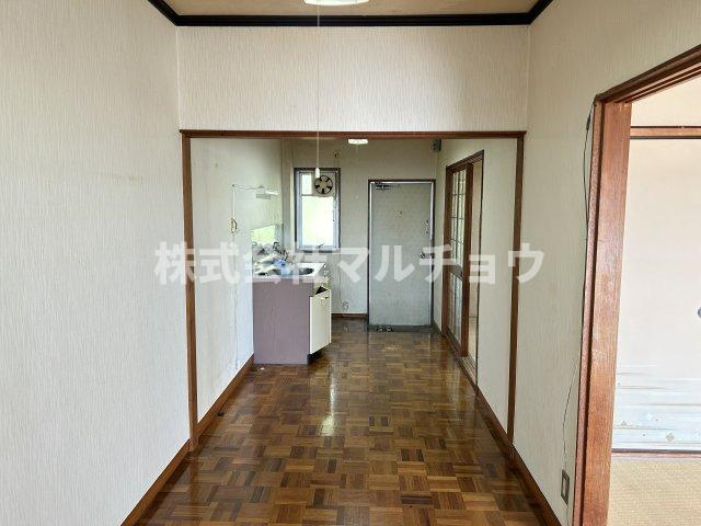 巴ハイツの居間・リビング|ゆったり過ごせるリビングです