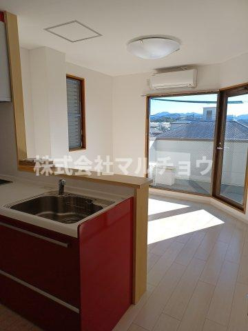 メゾングランブルーの居間・リビング|おしゃれな居間です