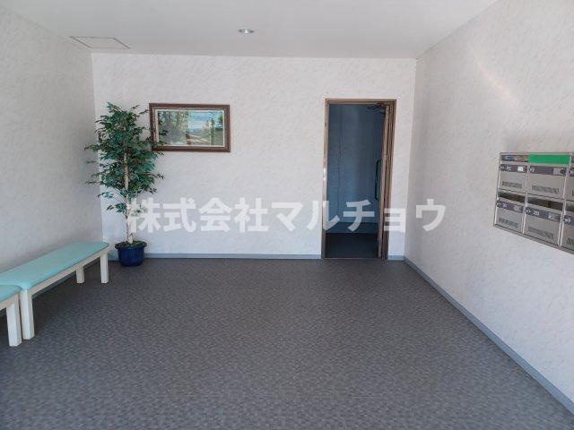 メゾングランブルーのロビー|清潔なロビーです