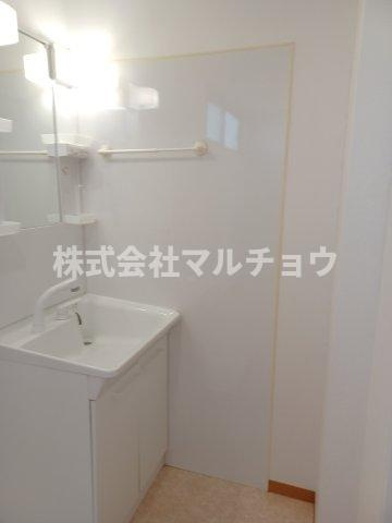 メゾングランブルーの洗面所|コンパクトで使いやすい洗面所