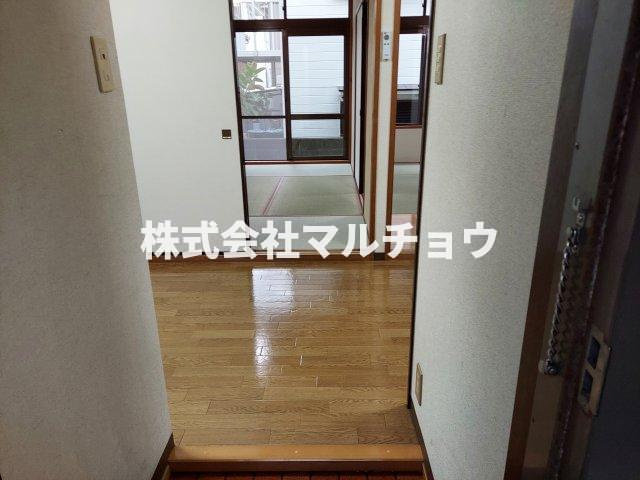 シティハイム21の内装|明るい室内です