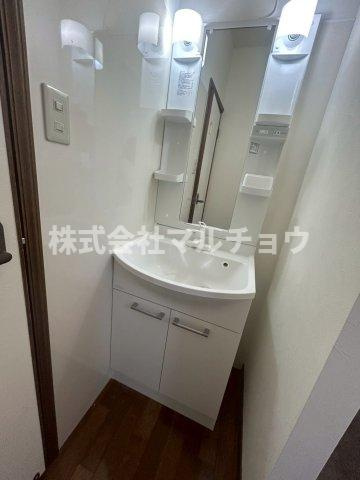プレジデンスタバタの洗面所|忙しい朝には欠かせない洗面所です