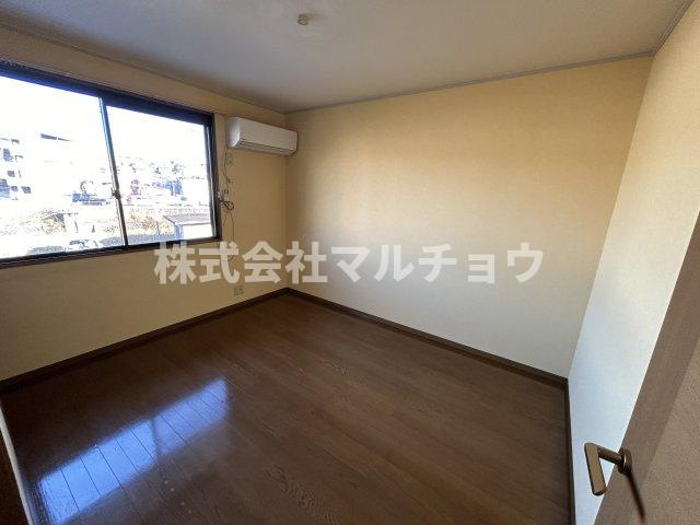 プリシェールY&Iの洋室|個人の部屋や寝室として使える洋室です