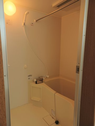 マンションＴＡＫＵＭＩの浴室|サーモスタット混合栓付きのお風呂