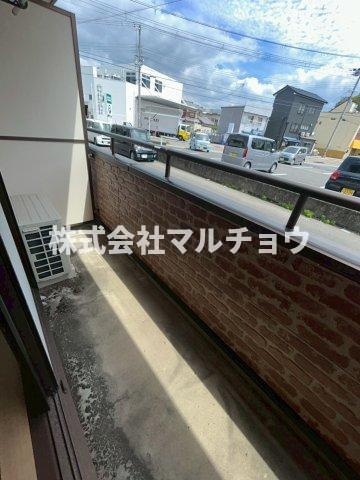 マンションＴＡＫＵＭＩのバルコニー|お洗濯にも便利なバルコニー付き