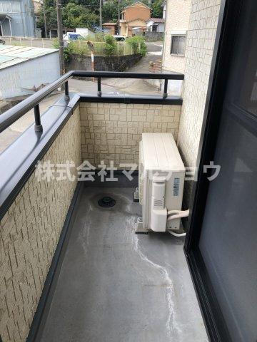 コーポユウのバルコニー|外からの目が気にならないバルコニーで洗濯物が干せます