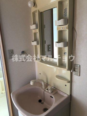 ラポール繪の洗面所|広い洗面スペース