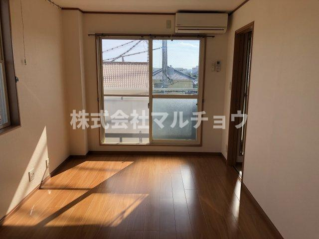 ラポール繪の居間・リビング|リビングです