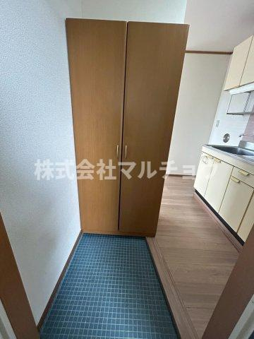 ラポール繪の玄関|収納もある玄関です