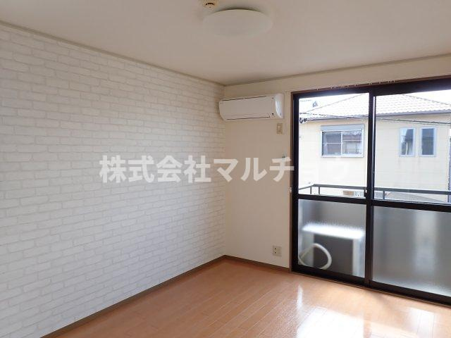 メゾン南紀の台の洋室|コンパクトで使いやすい洋室です