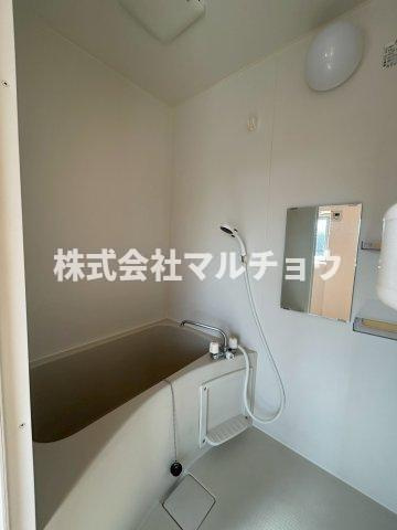 ヴィラナリー田辺の浴室|コンパクトで使いやすいお風呂です