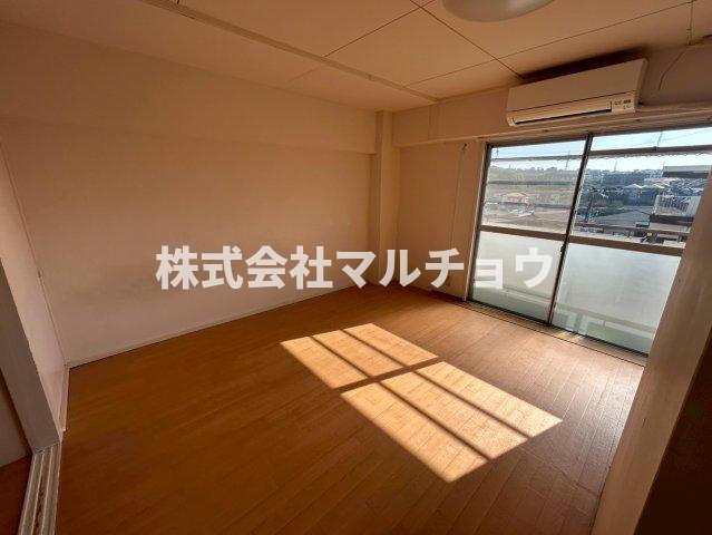 ヴィラナリー田辺の独立洗面台|独立洗面台、朝の身支度には欠かせません