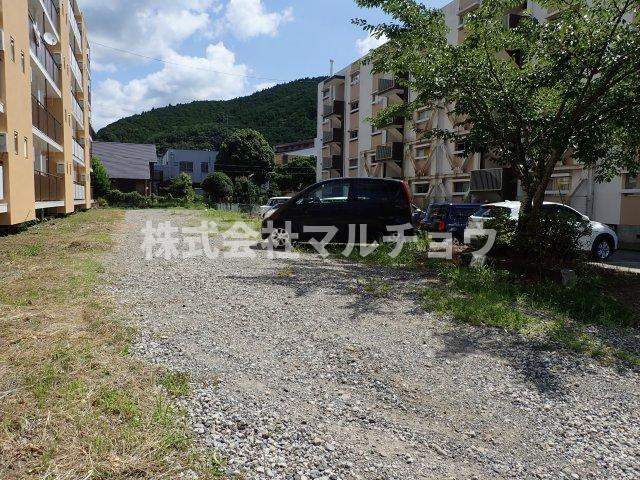 ヴィラナリー中辺路の駐車場