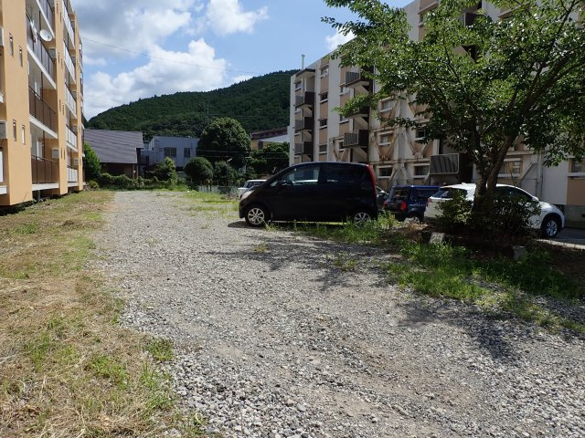 ヴィラナリー中辺路の駐車場
