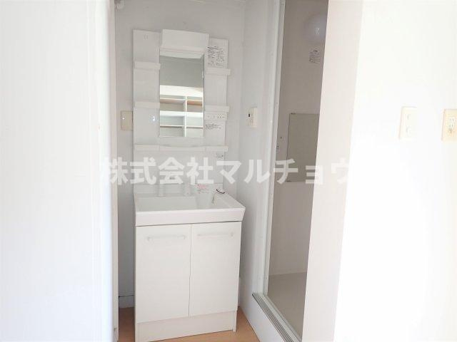 ヴィラナリー中辺路の独立洗面台|朝の身支度には欠かせない独立洗面化粧台