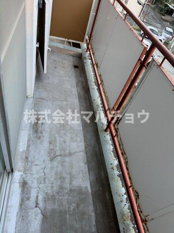 ヴィラナリー田辺のバルコニー|開放的で明るい空間を演出してくれるバルコニーです