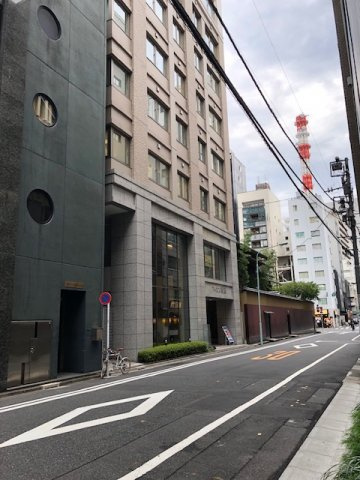 アイオス銀座の外観