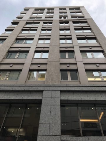 アイオス銀座の外観