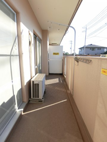 コスモ東金のバルコニー