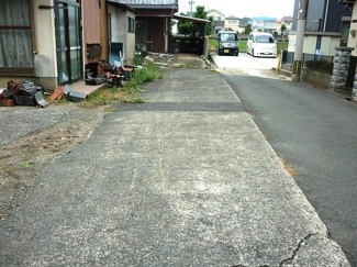 【前面道路含む現地写真】