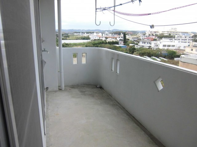 【バルコニー】