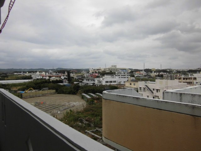 【バルコニー】