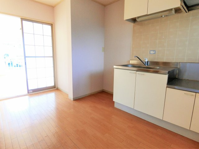 桜ハイツの居間・リビング