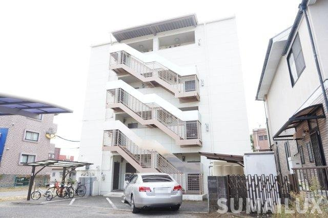 クラランス渡鹿の外観